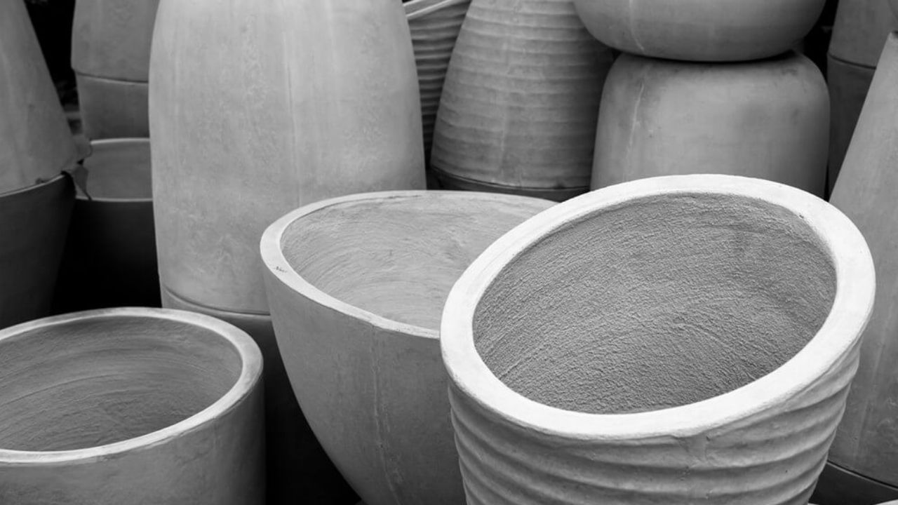 Can You Thoroughly Describe Some Diverse Varieties of Planters?